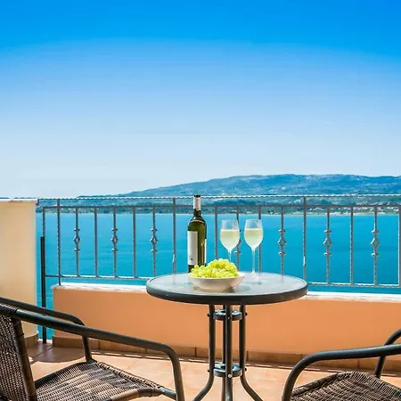 Erato Argostoli (Kefalonia)